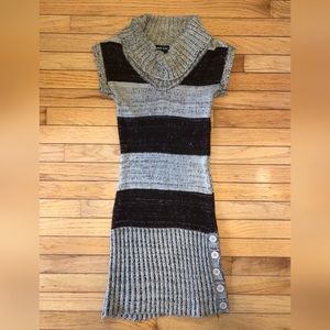 Wet Seal Junior's or Women's Small Marled Brown Short Sleeve Sweater Dress